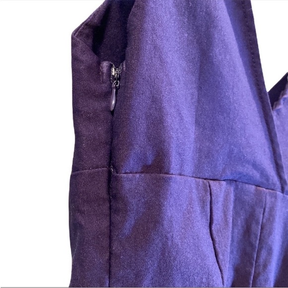 Snap Sleeveless Fitted Tailored Dress - Picture 7 of 10